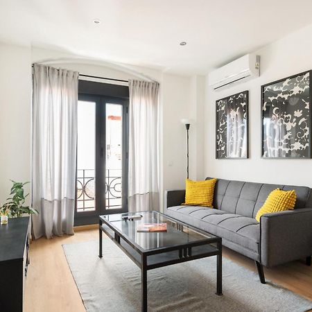 Apartamento En La Avenida De La Albufera Alquiler Temporal Madrid Exteriér fotografie