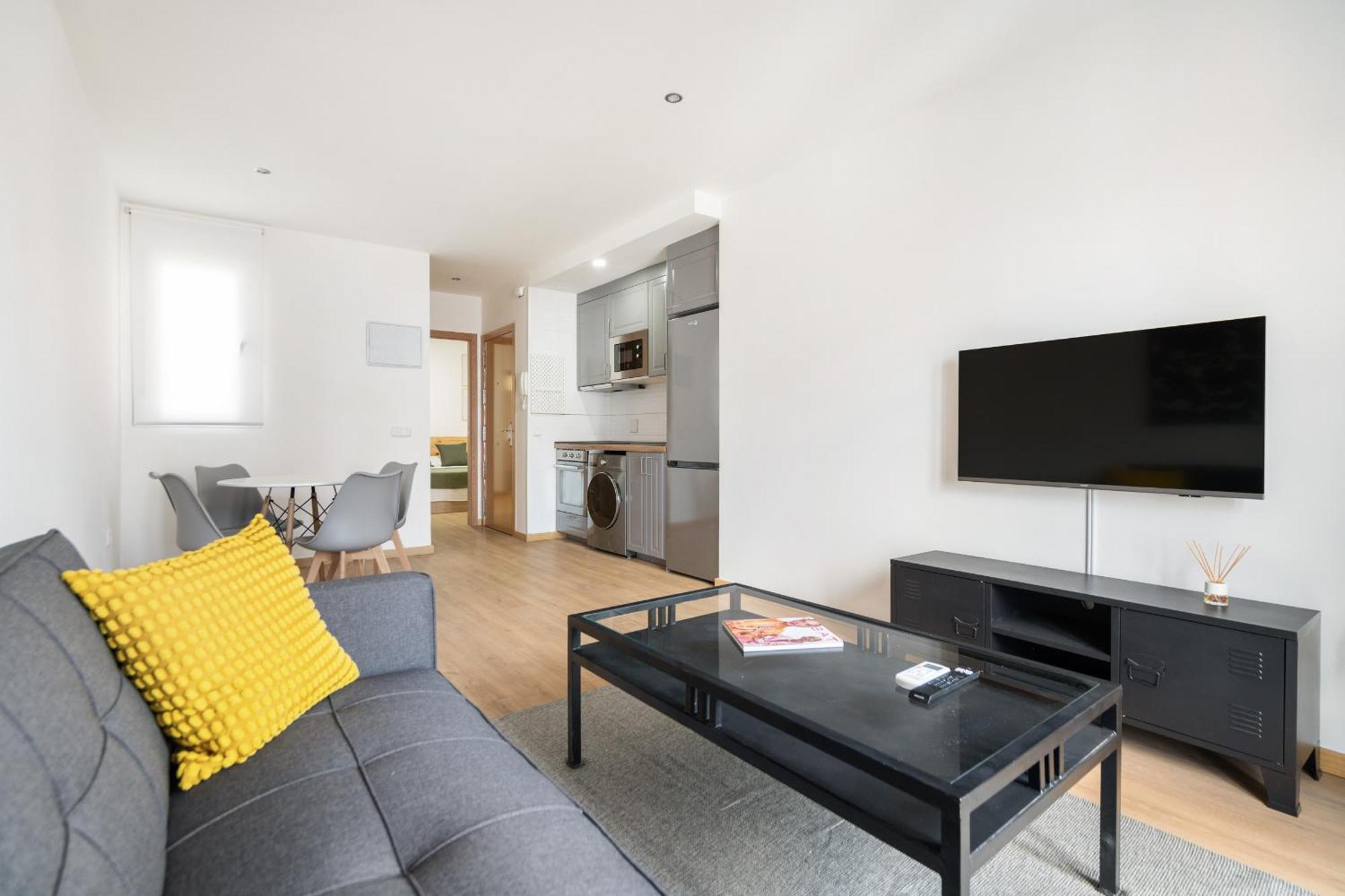 Apartamento En La Avenida De La Albufera Alquiler Temporal Madrid Exteriér fotografie